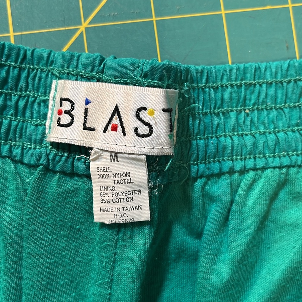 Blast jogging suit. Size M. - Picture 4 of 5